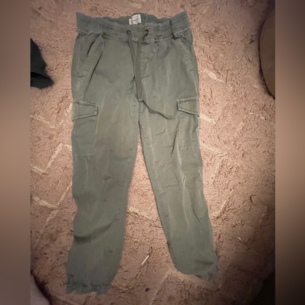 Sanctuary crop cargos-